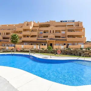 Bajo Con Jardin Y Piscina Cerca De La Playa Dos Tarifa